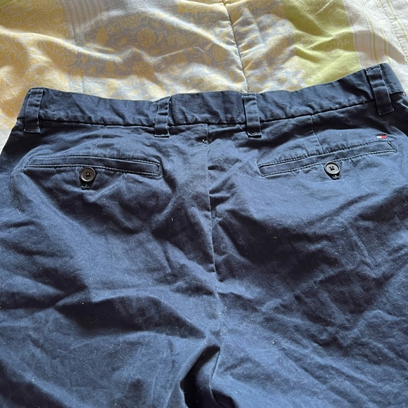 🌸Tommy Hilfiger men’s shorts🌸 3/$25 - Picture 5 of 7